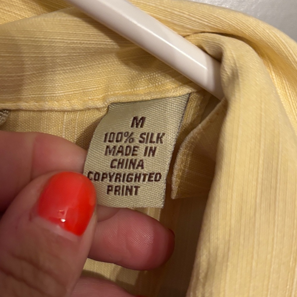 Tommy bahama Tropical yellow 100% silk Short Sleeve Shirt M - Picture 6 of 7